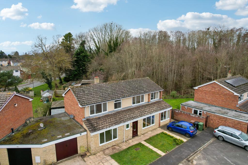 Marcham, Oxfordshire 4 bed detached house for sale £600,000