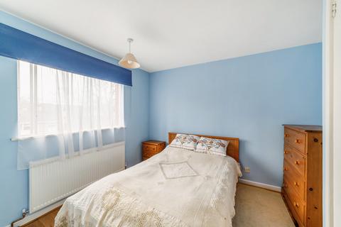 1 bedroom flat to rent, Kent Avenue, London
