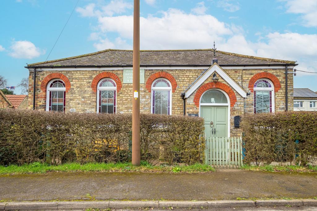 Caistor Road, Melton Ross, 2 bed detached house for sale