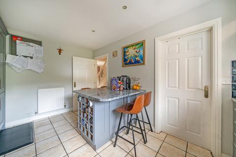 4 bedroom detached house for sale - Knaphill, Woking GU21