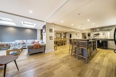 Titlark Cottage, 4 Commonfields, West End, Woking, GU24 9HY