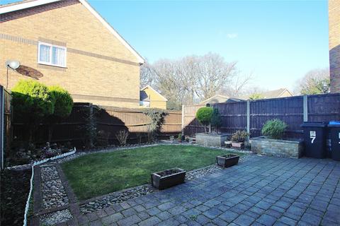 7 Alma Close, Knaphill, Woking, GU21 2BP