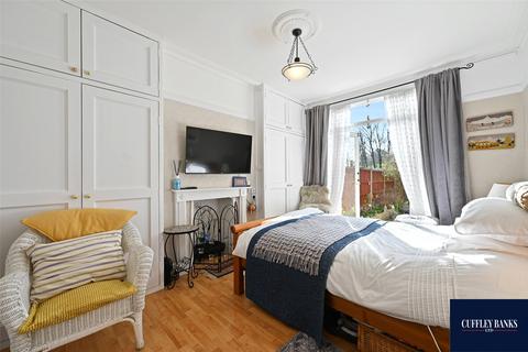 Ground Floor Flat, 19 Stapleford Road, Wembley, HA0 4RP
