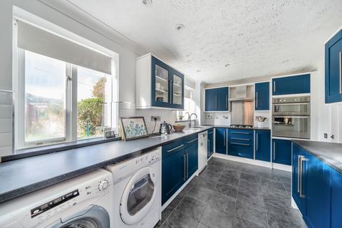 31 Abelia Close, West End, Woking, GU24 9PG