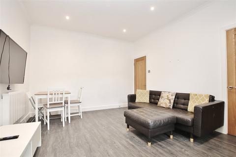 1 bedroom maisonette for sale, Seymour Court, Woking GU21