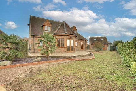 8 Mill Lane, Ramsey Forty Foot, Huntingdon, PE26 2YP
