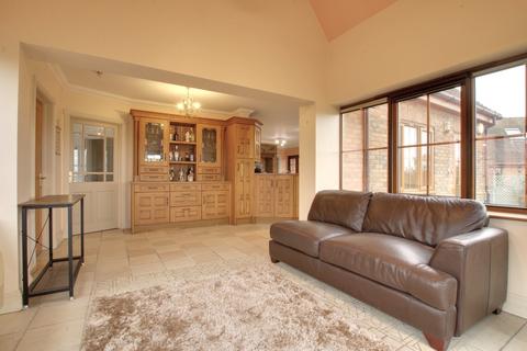8 Mill Lane, Ramsey Forty Foot, Huntingdon, PE26 2YP