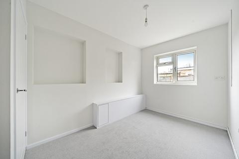 12 Old Mill Close, Haddenham, Aylesbury, HP17 8HQ