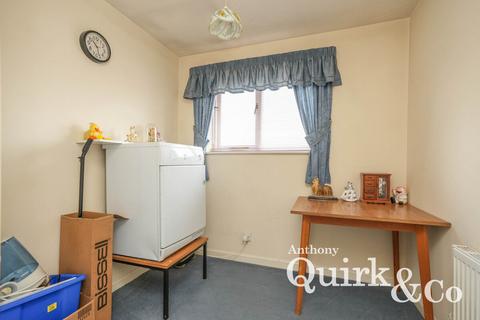 22 Chalice Close, Basildon, SS14 1SF