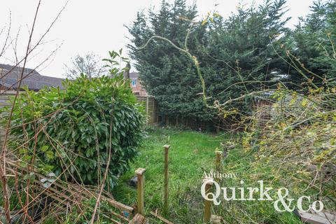 22 Chalice Close, Basildon, SS14 1SF