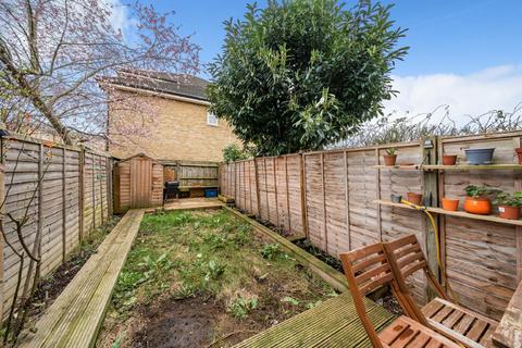 35 Ashmore Close, London, SE15 5GY