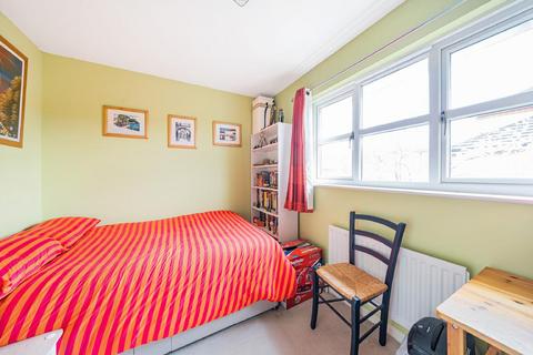 35 Ashmore Close, London, SE15 5GY