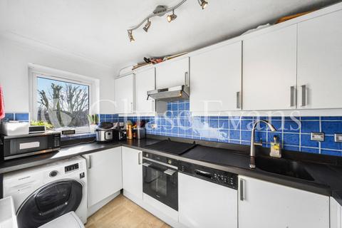30 Undine Road, London, E14 9UW