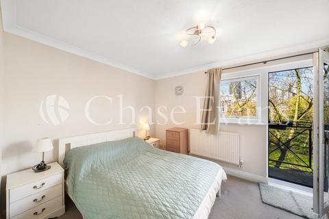 30 Undine Road, London, E14 9UW