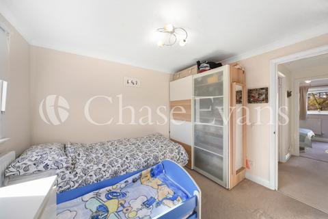 30 Undine Road, London, E14 9UW