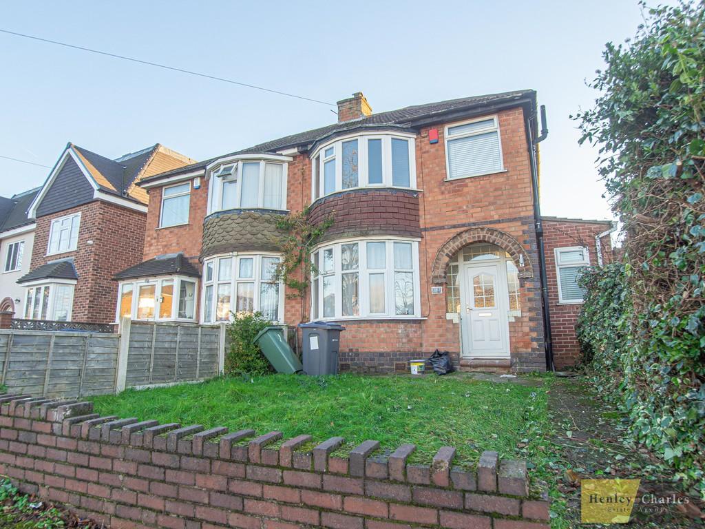 Rocky Lane, Birmingham B42 4 bed semidetached house £1,500 pcm (£346 pw)