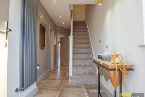 98 Hamstead Hall Avenue, Birmingham, B20 1JX