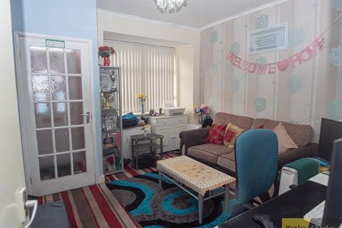 2 bedroom end of terrace house for sale, Perrott Street, Birmingham B18