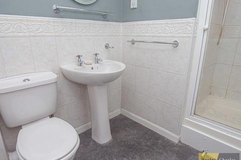 21 Bulrush Close, Brownhills, Walsall, WS8 6DB