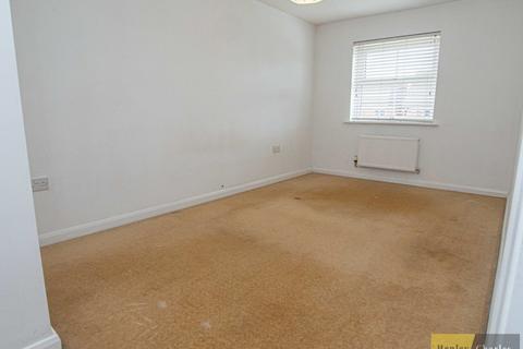 21 Bulrush Close, Brownhills, Walsall, WS8 6DB