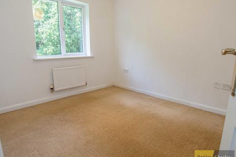 21 Bulrush Close, Brownhills, Walsall, WS8 6DB