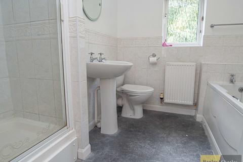 21 Bulrush Close, Brownhills, Walsall, WS8 6DB