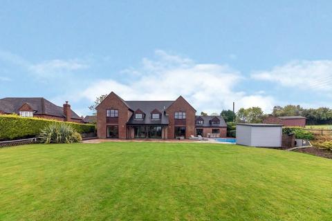 5 bedroom detached house for sale, Dingle Lane, Hilderstone