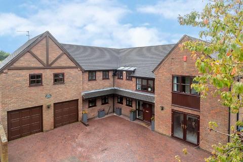 5 bedroom detached house for sale, Dingle Lane, Hilderstone