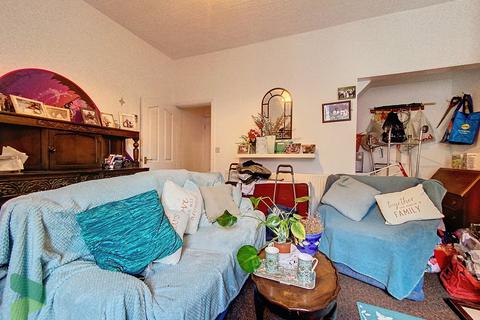 7 Atlas Road, Darwen, BB3 3BY