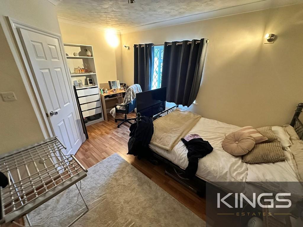 Bedroom 5 0