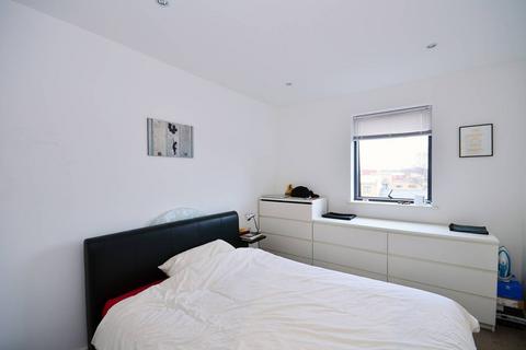 1 bedroom flat to rent, Copenhagen Street, Islington, London, N1