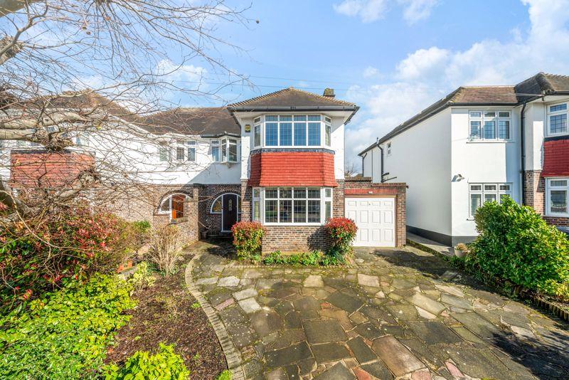 Upton Road South, Bexley 3 bed semidetached house for sale £850,000
