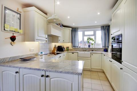 2 bedroom apartment for sale, Rosedene Court, West Dartford, DA1