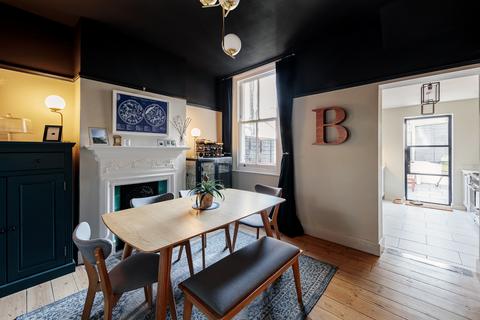 58 Brightside Road, London, SE13 6EW