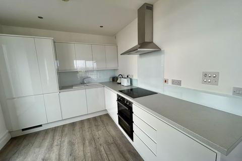 2 bedroom apartment to rent, Caldey Island House, Ferry Court, Cardiff