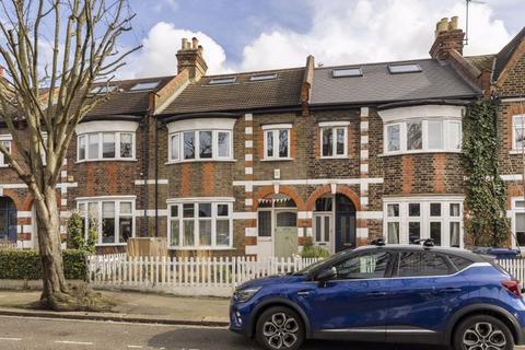 38 Dordrecht Road, London, W3 7TF