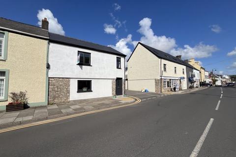 3 bedroom end of terrace house for sale, 5 Westgate, Cowbridge, The Vale of Glamorgan CF71 7AR