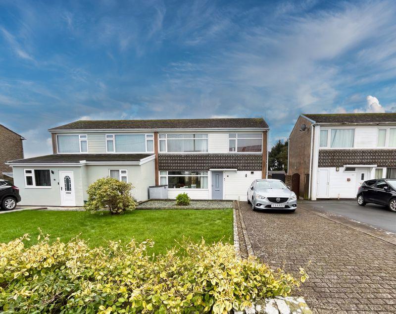 35 Bedford Rise, Llantwit Major, The... 3 bed semidetached house for