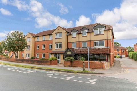 2 bedroom apartment for sale, Albion Court, Anlaby Common