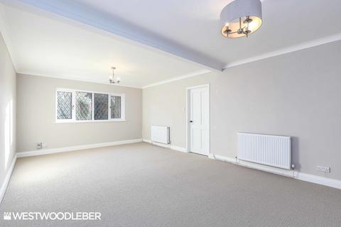 undefined, Sheredes Drive, Hoddesdon EN11