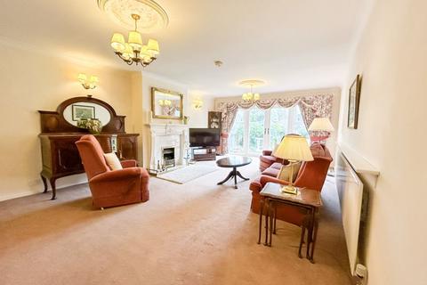 4 bedroom detached house for sale, Carlton Avenue, Streetly, Sutton Coldfield, B74 3JF