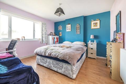 36 Dutton Close, Stoke Heath, Market Drayton, TF9 2JW