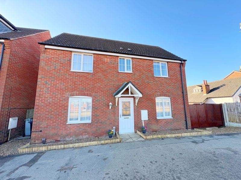 Barrowby Road, Grantham 4 bed detached house for sale £295,000