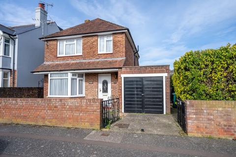 3 bedroom detached house for sale, Pound Farm Road, Chichester