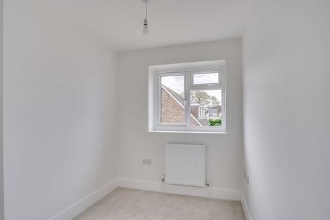 7 Ambleside Close, Bognor Regis, PO22 8NG