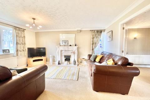 4 bedroom detached house for sale, Oakbarton, Lostock