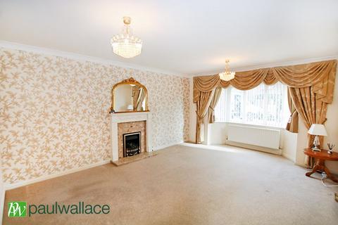 4 bedroom detached house for sale, Everett Close, West Cheshunt