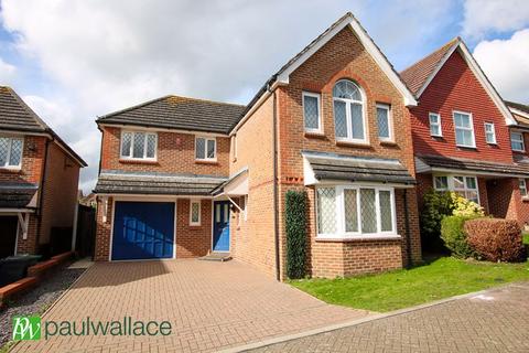 4 Everett Close, Cheshunt, Waltham Cross, EN7 6XD