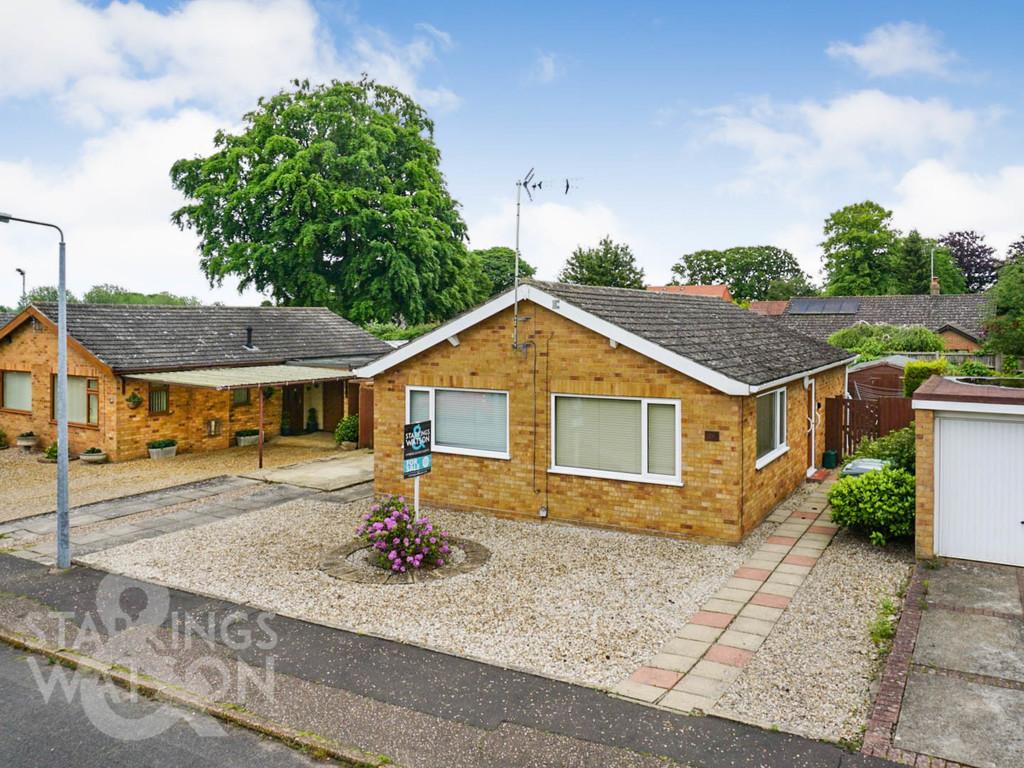 Braydeston Crescent, Brundall, Norwich 2 bed detached bungalow for sale