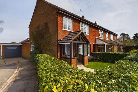 3 bedroom house for sale, Grange Cottages, Little Kingshill